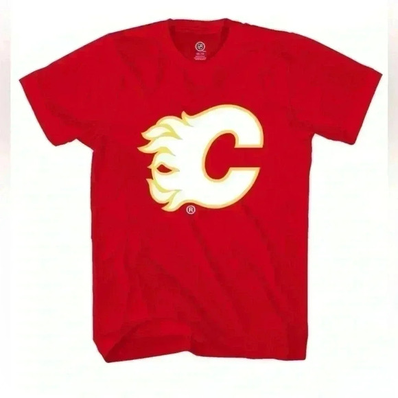 🆕 Men’s  Calgary Flames T shirt - Picture 5 of 12